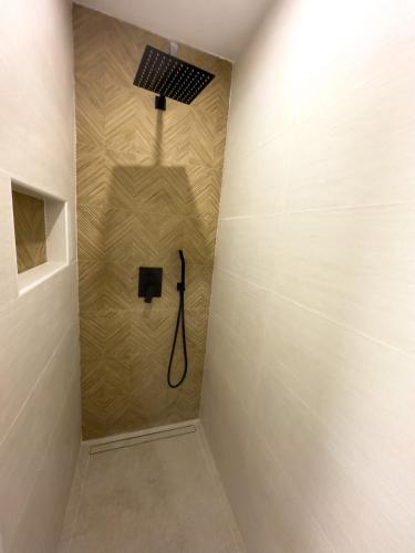 Apartamento bajo acogedor, moderno, cerca del Mar