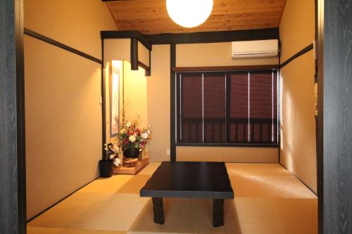 Rakuya Karasuma Gojo - Vacation STAY 13636v