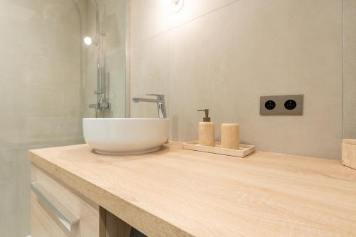 Cocoon in the Heart of Annecy & very close to the Lake