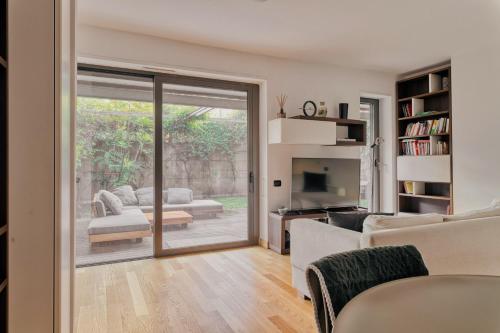 Hostmate - Milano - Ulpio Traiano