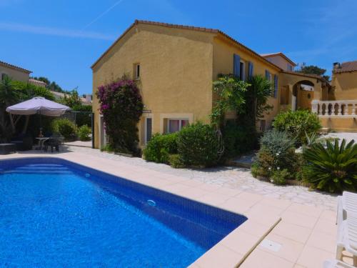 Vitapasibla - Villa avec piscine proche de la mer