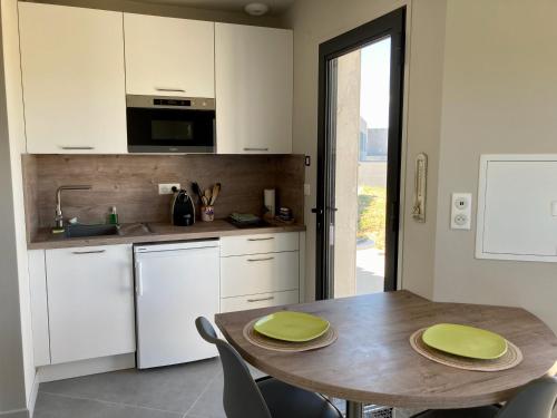Foto Studio neuf avec terrasse - Classé 2 étoiles 1