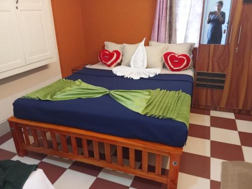 Een bed of bedden in een kamer bij Moonlight Residency