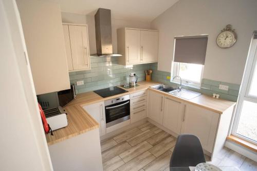 Nhà bếp/bếp nhỏ tại The Ash View