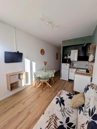 LE LOGIS, T2 au pied de la plage, Climatisation
