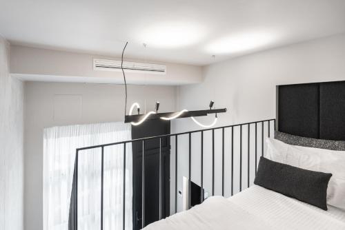 tiny lux room