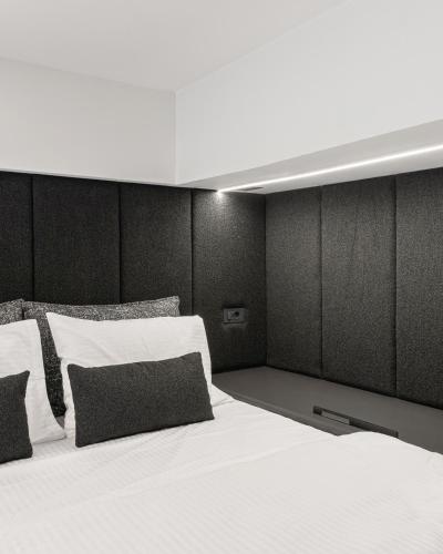 tiny lux room