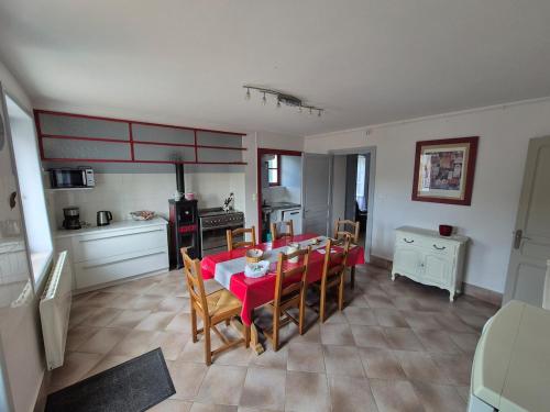 Svetainės erdvė apgyvendinimo įstaigoje Maison de Jules
