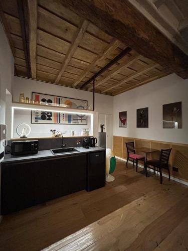 Montoro House