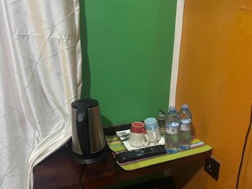 Kaffe- og tefaciliteter på Hilltop Haven Mpigi