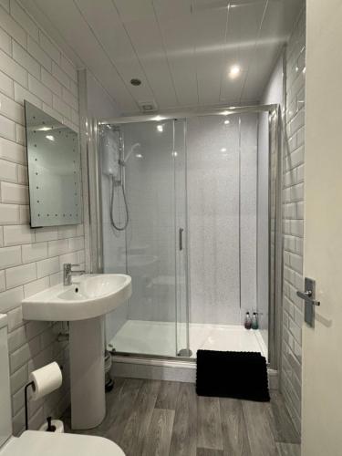 Phòng tắm tại West End Flat