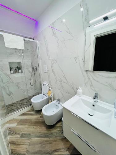 Donn'Anna Naples City Center Luxury Apartment