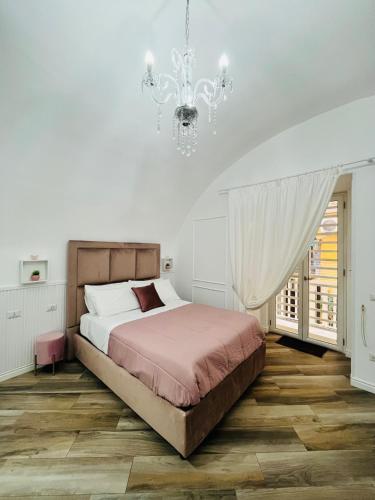 Donn'Anna Naples City Center Luxury Apartment