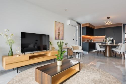 BHF Residences Luxe Family