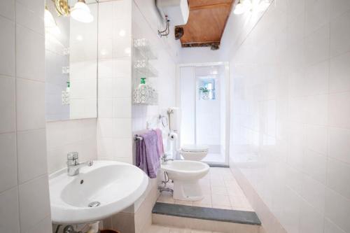 Et badeværelse på Oasi nel Cuore di Lucca, super centrale e luminoso