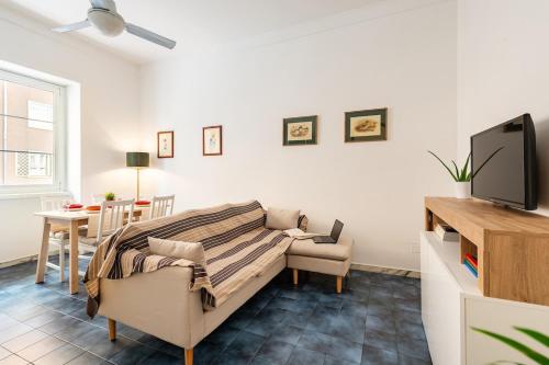 Torlonia Apartment Metro B