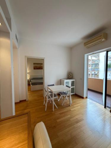 House - Flaminia - Too