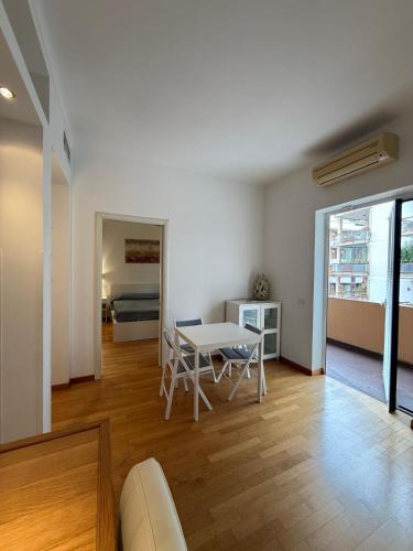 House - Flaminia - Too