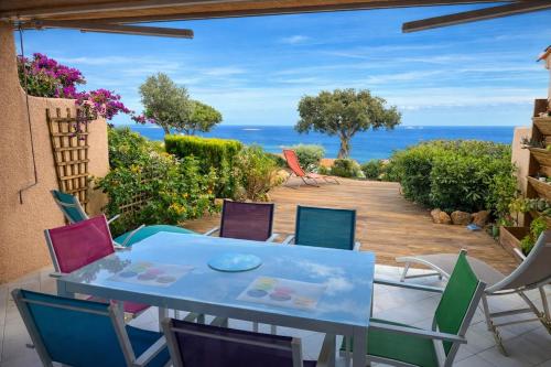 Mini Villa Kallisté - vue mer exceptionnelle sur la baie de Palombaggia