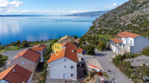Sea View Vrh by Villas Guide