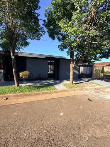 Casa amplia y equipada en Encarnación, Paraguay