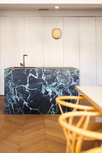 Elegant duplex sur le Cadre Royal au cœur de Sète