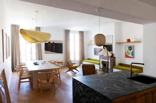 Elegant duplex sur le Cadre Royal au cœur de Sète