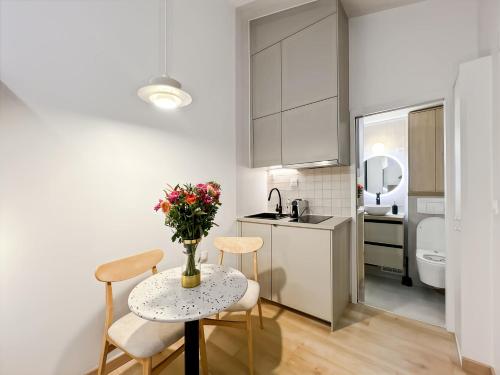 Paris Studio in Montmartre Area near Metro & Shops