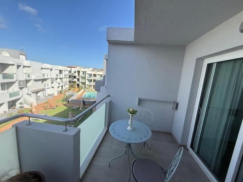 Bajo Las Estrellas Corralejo Sun