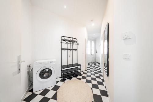 Central Cozy Schönbrunn Apartment