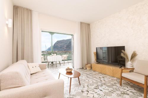 Most Beautiful apartment - 1st line - Home2Rest