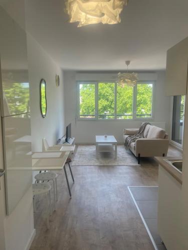 Appartement chic et minimaliste proche du métro