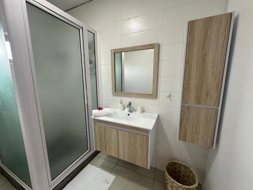 Et badeværelse på Green Village Duplex