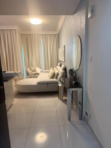 Damac Maison mall street