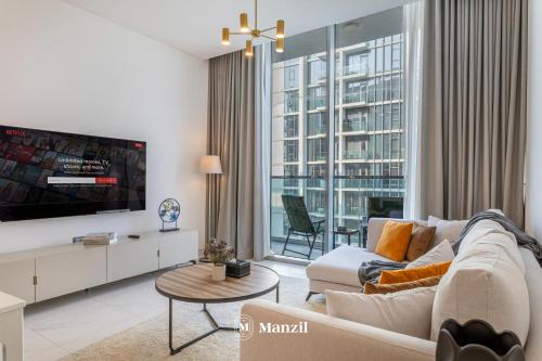 Manzil - 1BR Urban Living near Downtown in District One