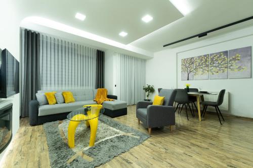 Skyline City Center Apartment
