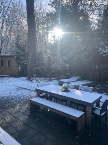 "RustOord" Ontspannen op de Veluwe Bospark Ijsselheide Hattemerbroek om vinteren