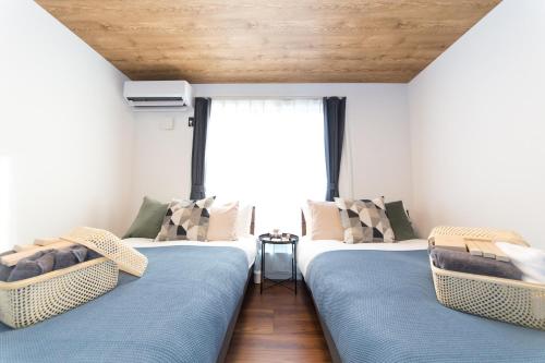 Osaka Station 3min Direct Namba 11min Direct 6min Walk to Station 4BR House