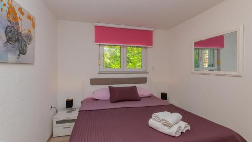 Beautiful Villa Mia with pool in Makarska