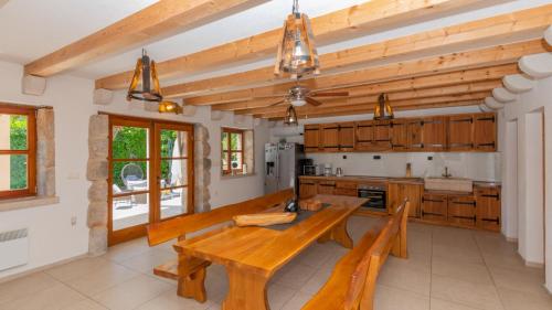 Beautiful Villa Mia with pool in Makarska