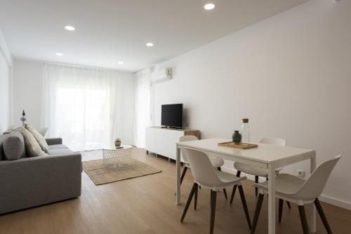Alva - cozy apartment with pool by HD