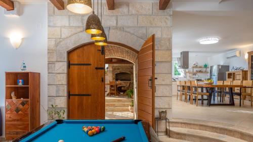 Villa Dominus - Split by Villas Guide