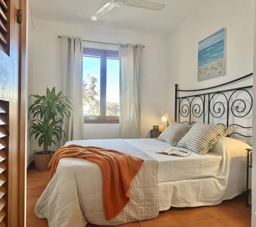 Giường trong phòng chung tại Costa Arenal 43