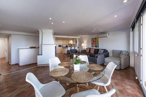 Stella Maris Nerja Beachfront Apartment, Sea View