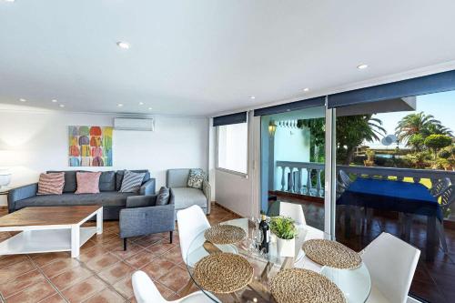 Stella Maris Nerja Beachfront Apartment, Sea View