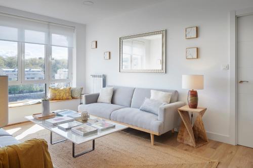 Ekialde by FeelFreeRentals