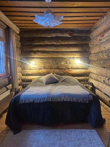 Een bed of bedden in een kamer bij Villa Havu