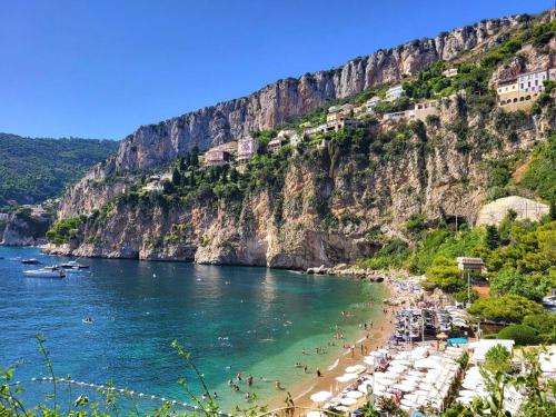 Villa Soraya Nice - Sunny appartment Cote d'Azur with large garden