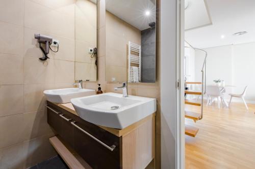 Duplex con Terraza y Parking en Sanchinarro
