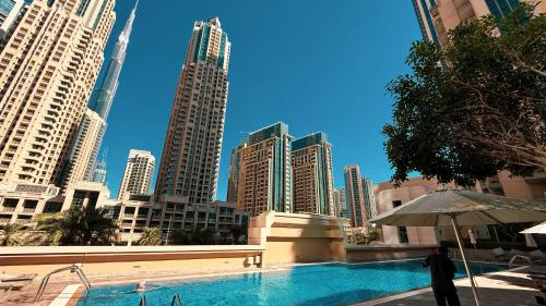 Chic 1BR near Burj Khalifa - Downtown